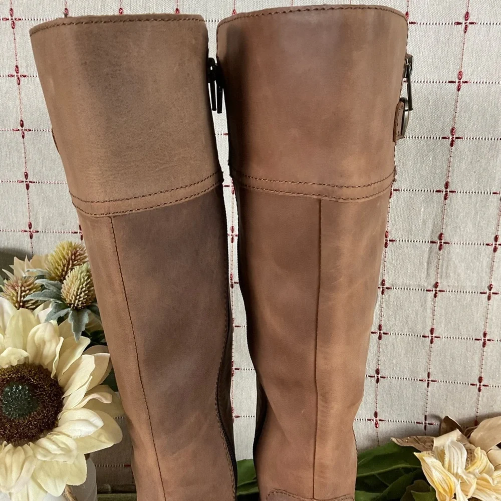 BORN Fannar Distressed Brown Leather Knee High Boots Size 6 NWOB Riding Boots - Picture 4 of 12
